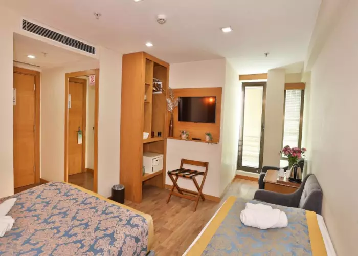 هتل جومبالی پلازا استانبول